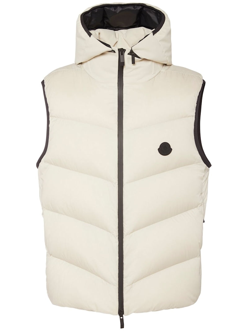 Moncler Daunenweste aus Nylon „Guersac“